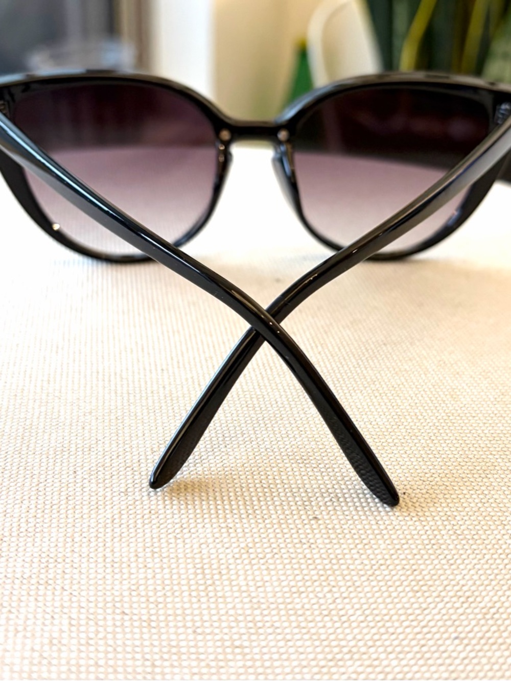 Black Cat Eye Sunglasses Gradient Lens Oversized Women - Picture 3 of 5